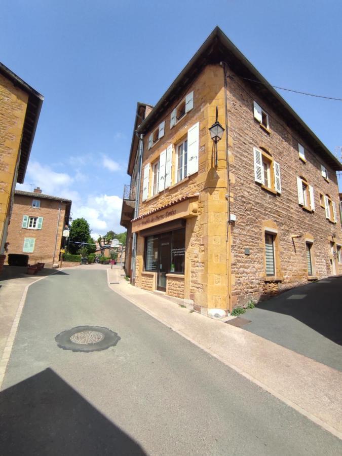 Appartement Oingt - Les Meubles Des Pierres Dorees Theize Exterior photo